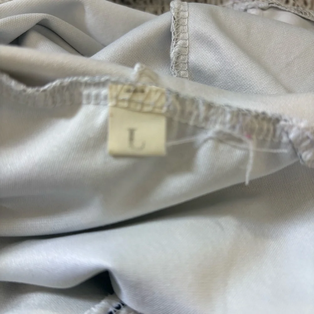 Source Unknown Gray Sweater with Vintage Logo